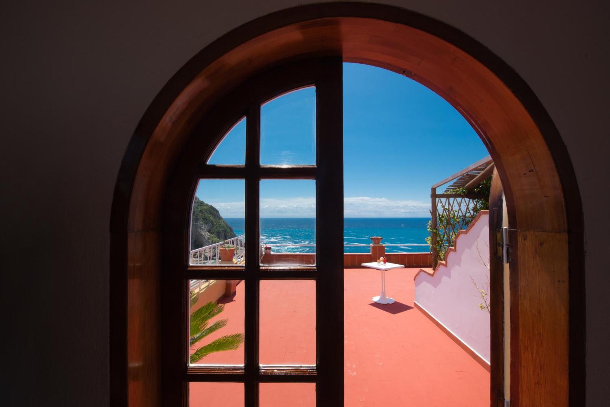 Hotel Villa Sirena Sant'Angelo  Exteriör bild