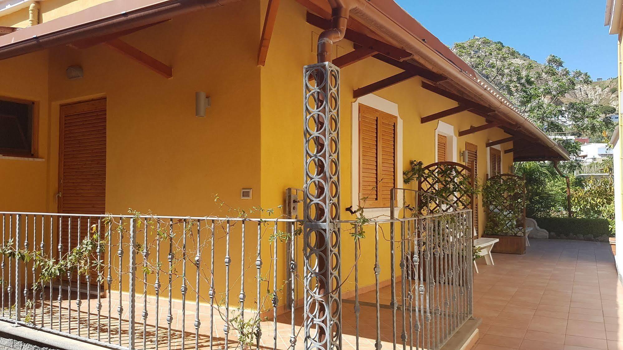 Hotel Villa Sirena Sant'Angelo  Exteriör bild