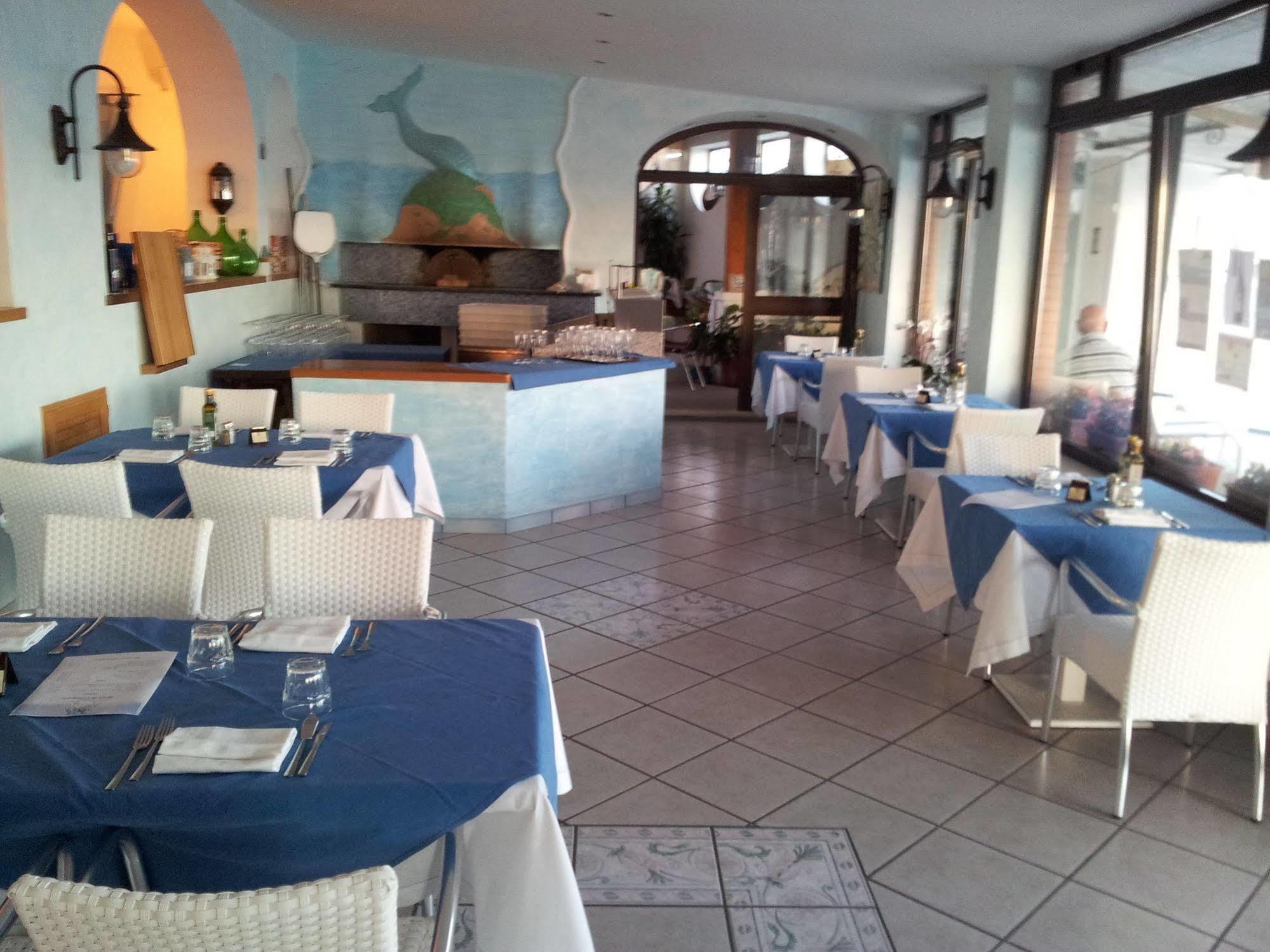 Hotel Villa Sirena Sant'Angelo  Exteriör bild